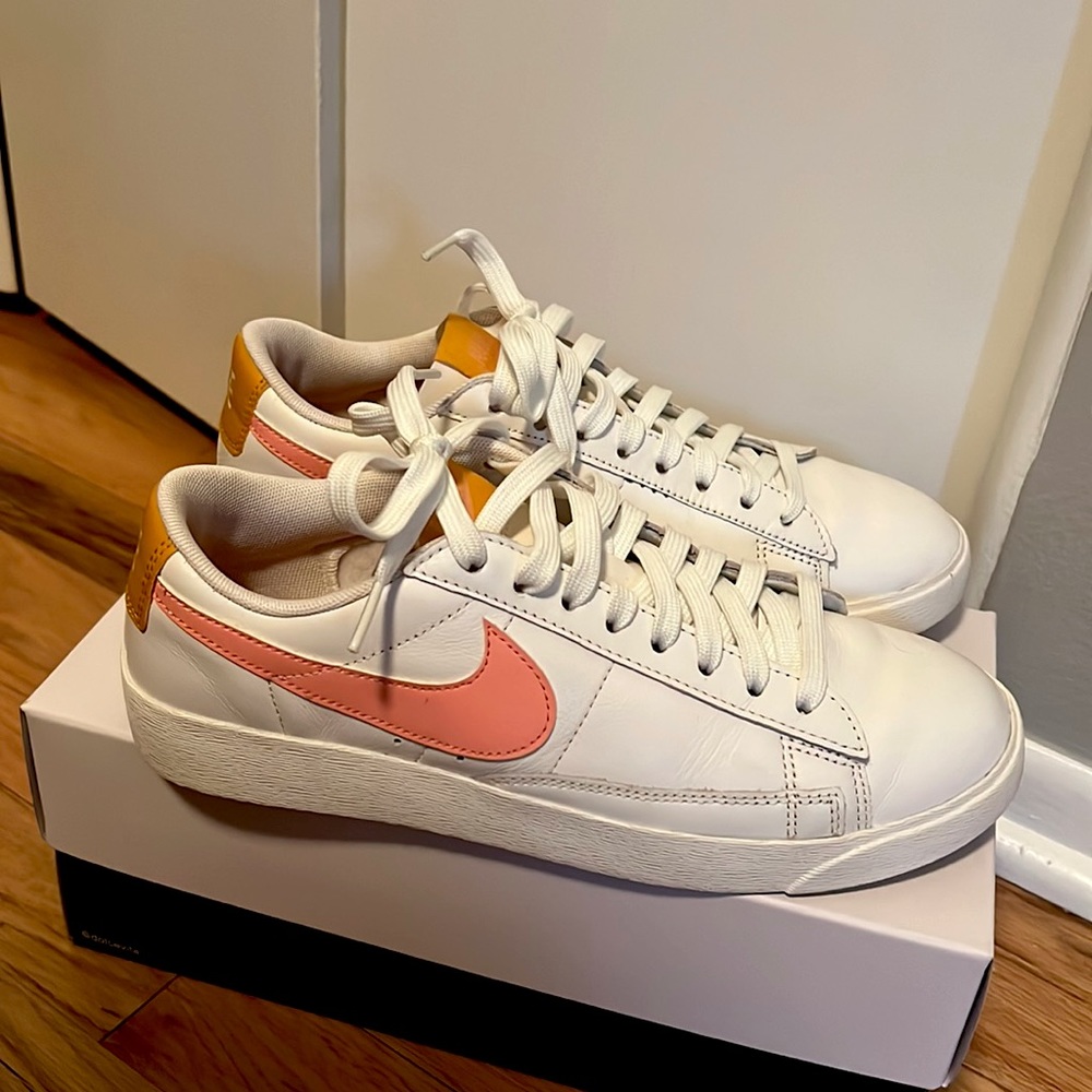 Nike